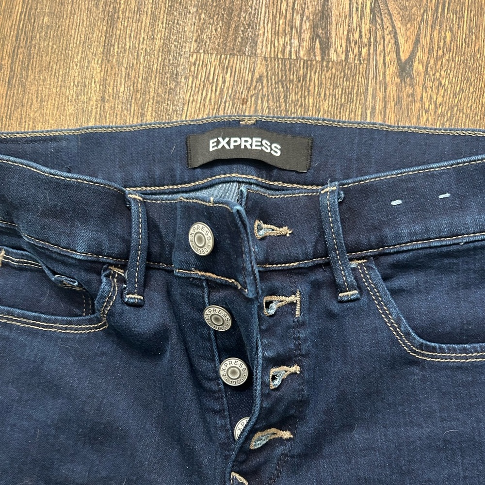 Express Women’s Dark Blue Denim Jeans like NEW